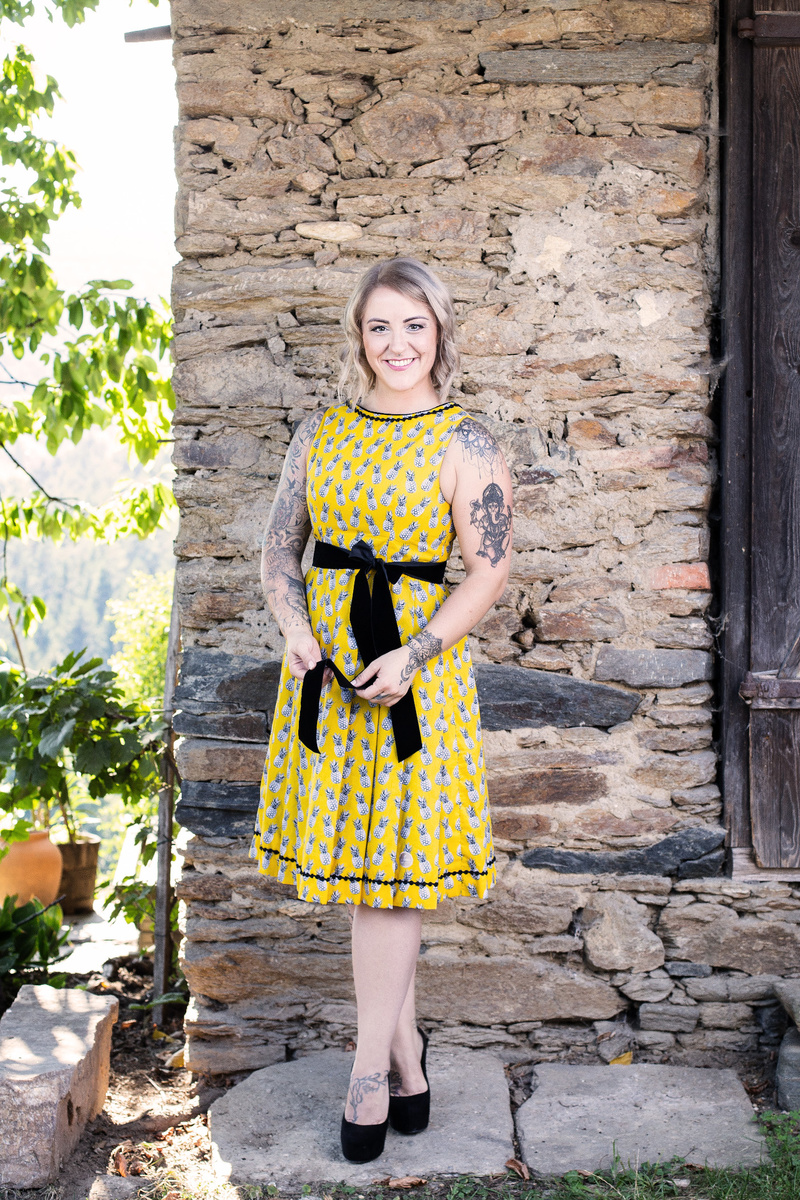 gelbes Kleid von Jassis Plissee & Mode